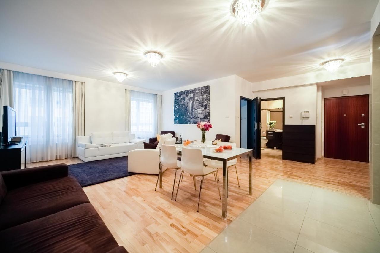 Platinum Towers Central Apartments Varsovia Exterior foto